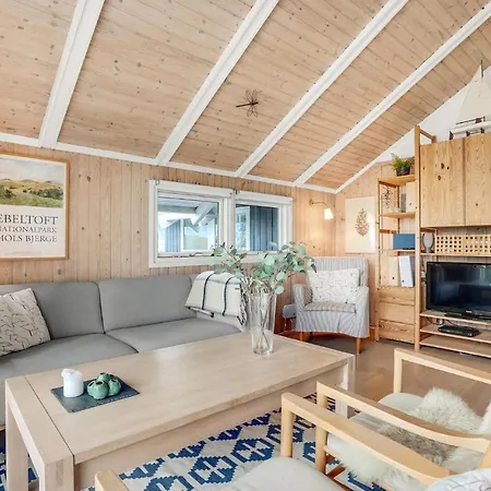 Cozy In With House Sea View