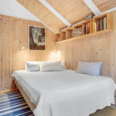 Cozy In With House Sea View Ebeltoft